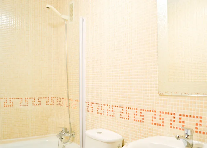 Ulises 2 مالقة
